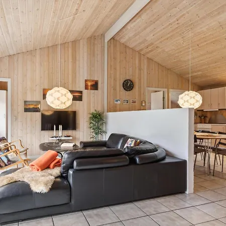 Beautiful In With Sauna Dom wakacyjny